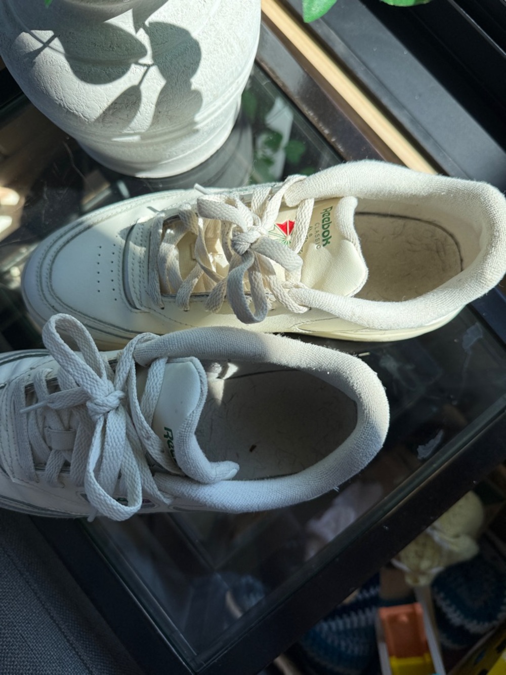 Reebok Cream/Off-White Low-Top Sneakers - Picture 4 of 6